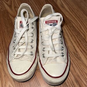 Converse Low Tops